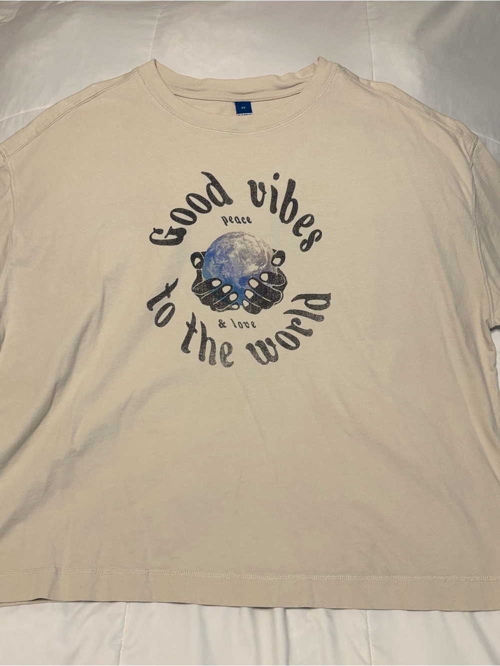 Old Navy Cream Graphic 'Good Vibes to the World' Tee